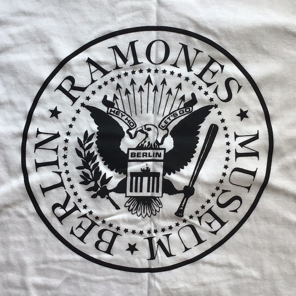 Gildan T-Shirt Ramones Museum Berlin 🎸 - Picture 2 of 5